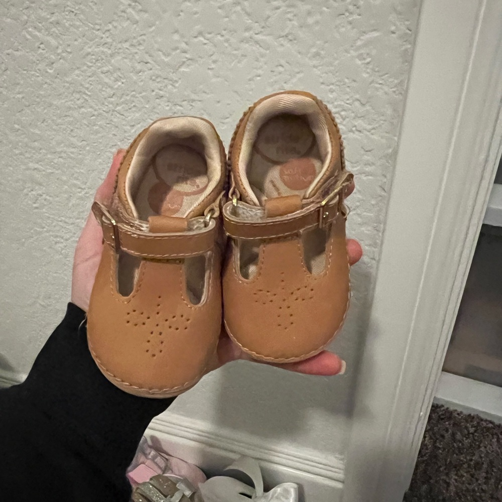 Barley worn stride rite shoes